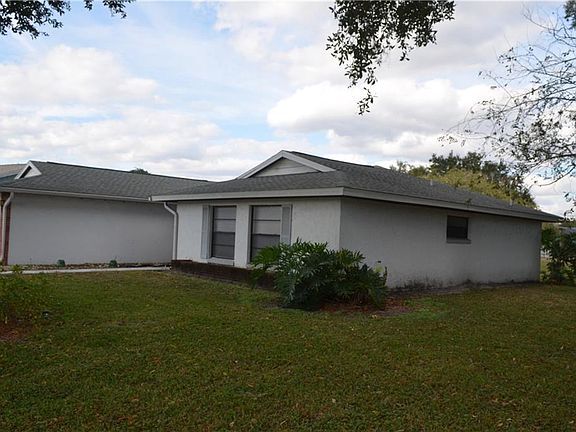 3rd image of 613 Wood Dr