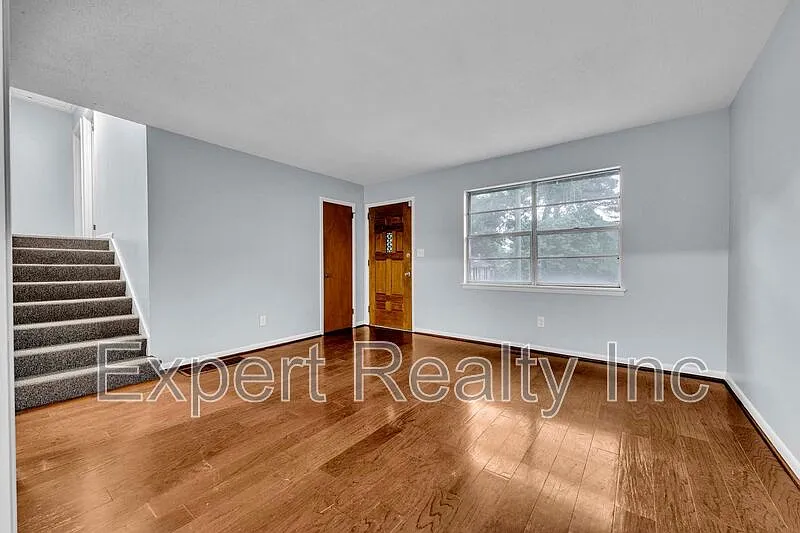 Building Photo - 1256 15th St SW