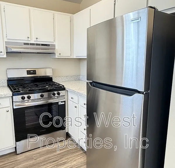 297 Acacia Ave #A — Photo 9
