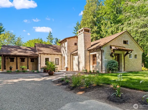 11008 N Deer Drive, Woodway, WA 98020