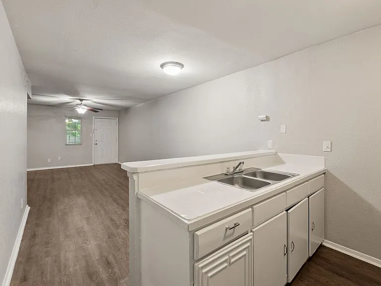 Villas at Mueller — Photo 48