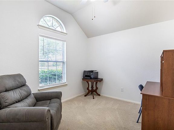 2nd image of 2281 Stuttgart Dr