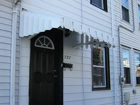 727 Division St, Trenton, NJ 08611