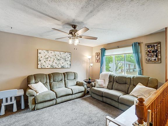 5th image of 2460 Amethyst Ln