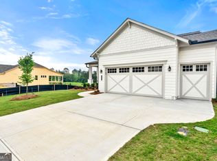 203 Bear Way, Hoschton, GA 30548