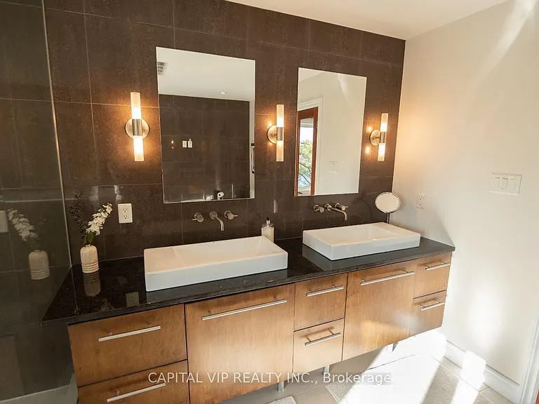 4 Wellsmere Ct — Photo 25