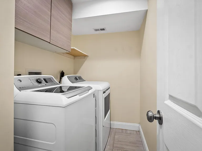 38 E Wheeling St — Photo 15