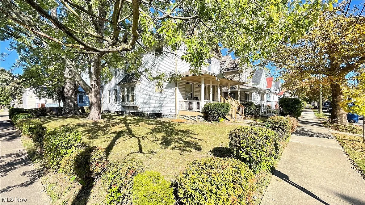 3 bed, $1,000 — Photo 4