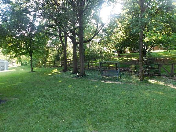 4th image of 1228 Darvyville Dr