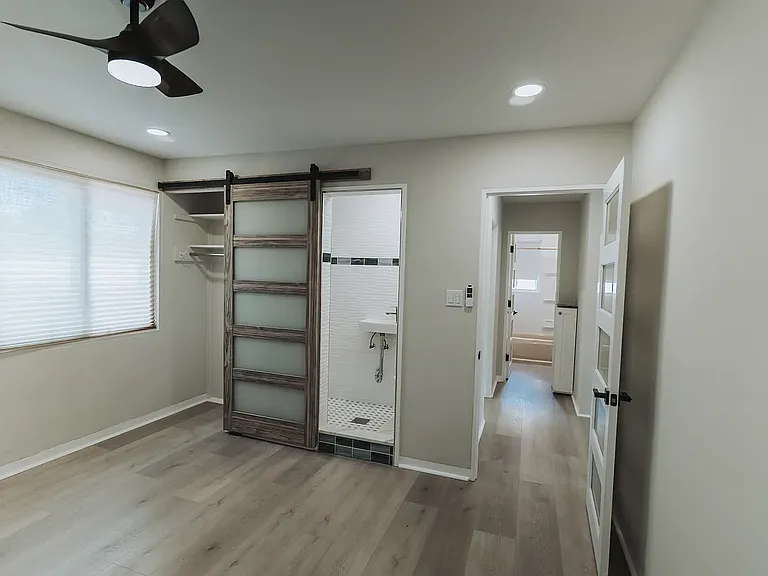 6658 Comstock Ct — Photo 13