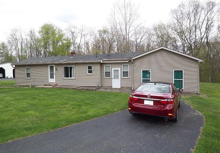 1st image of 4736 Bottom Ln
