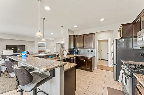 784 Ahwanee Dr Photo 1