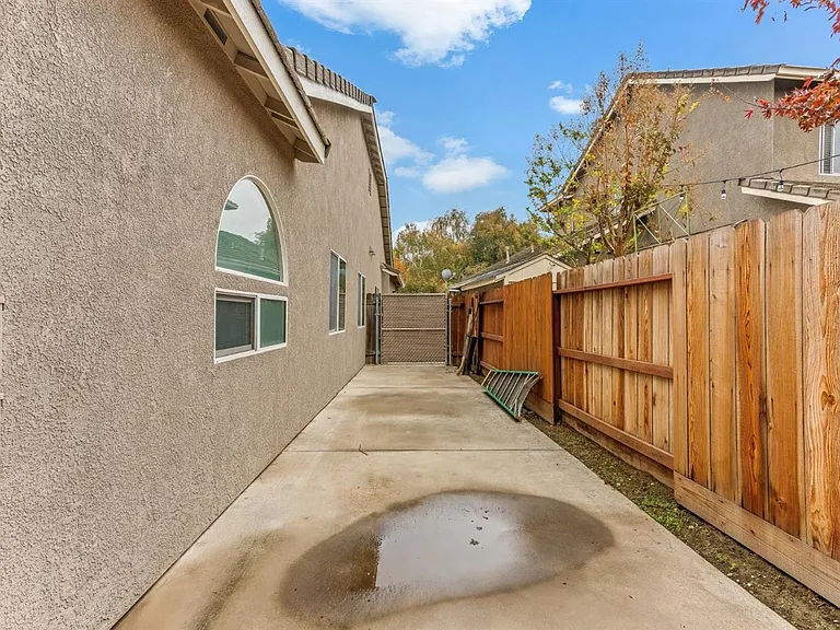 2921 Garzellis Way — Photo 44