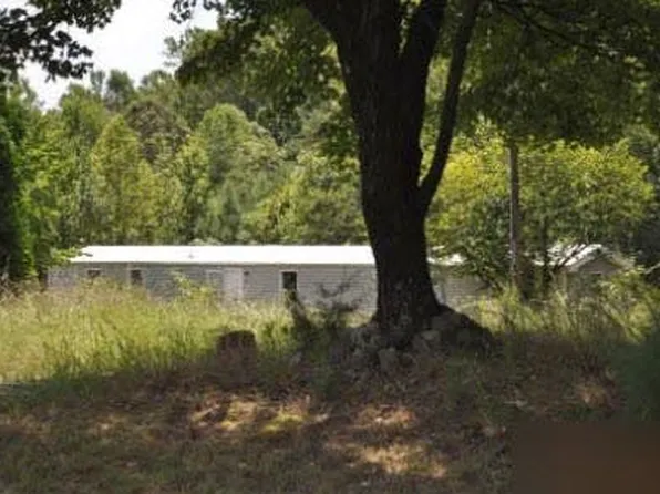 180 Carl Ln, Reidsville, NC 27320