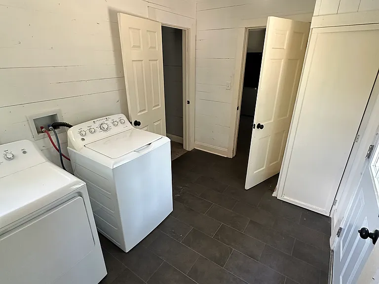 2809 Broadway Blvd — Photo 8