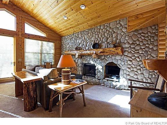 4th image of 2650 Deer Valley Dr #302