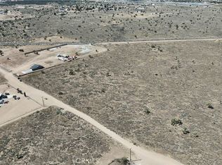 11 Arrowhead Rd, Phelan, CA 92371