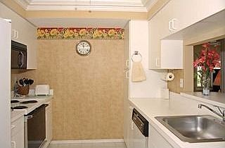 4th image of 5801 Glencove Dr APT 504