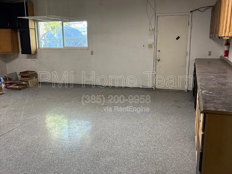 6068 S 2850 W — Photo 29