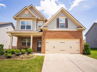 54 Royalty Ln, Hiram, GA 30141