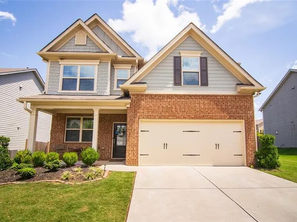 54 Royalty Ln, Hiram, GA 30141