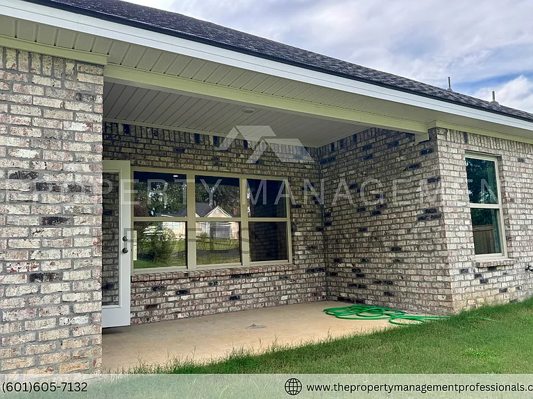 215 Serenity Lake Dr — Photo 28