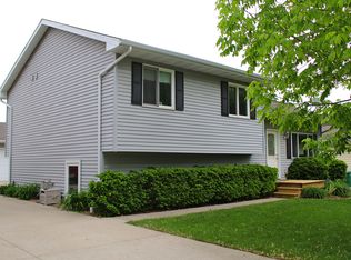 810 SE 2nd St, Ankeny, IA 50021