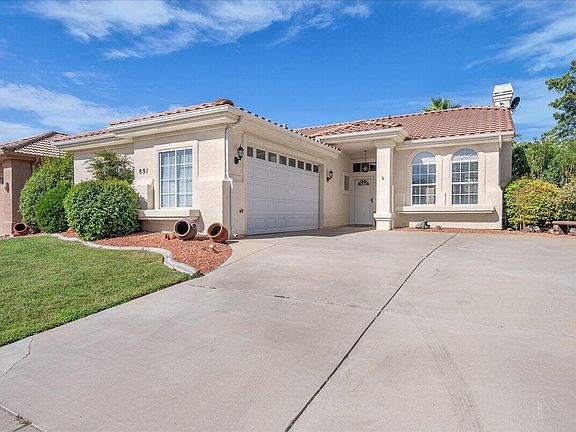 2nd image of 891 N Sky Mountain Ct