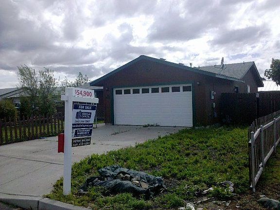 2nd image of 1013 SE Algonquian Loop