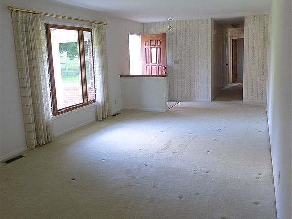 5th image of 5716 N 225 W