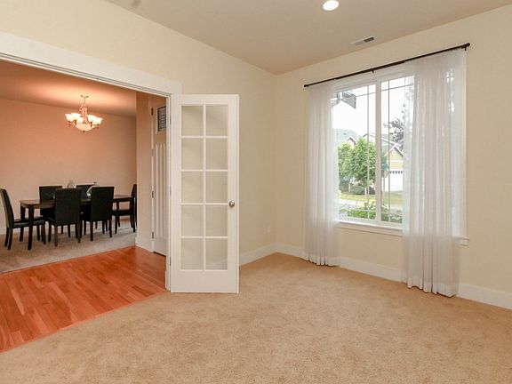 3rd image of 18602 86th Avenue Ct E