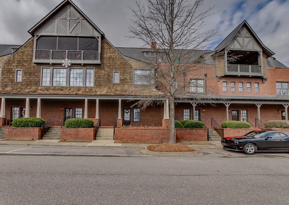 1st image of 2103 Ross Park Ave