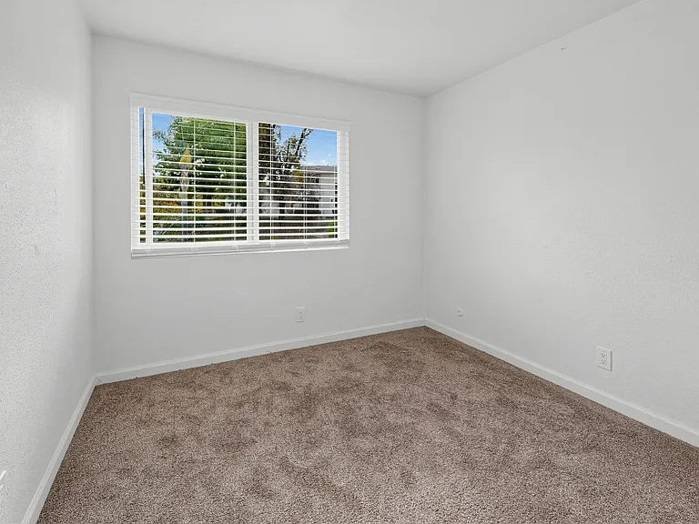 3685 Water Way — Photo 13