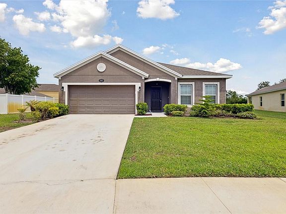 3rd image of 5987 Ridge Lake Cir