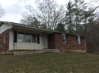 40 Shady Lane Rd, Campton, KY 41301