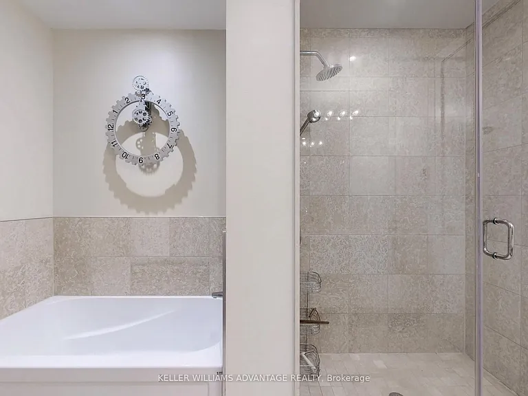 29 Queens Quay E #401 — Photo 23