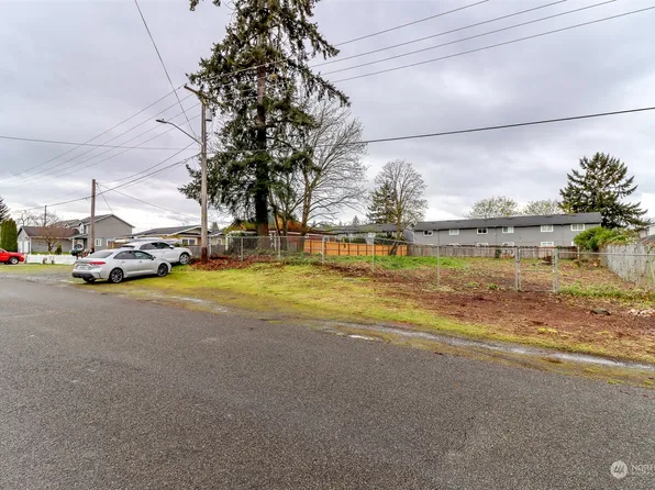 10916 47th Avenue SW, Lakewood, WA 98499