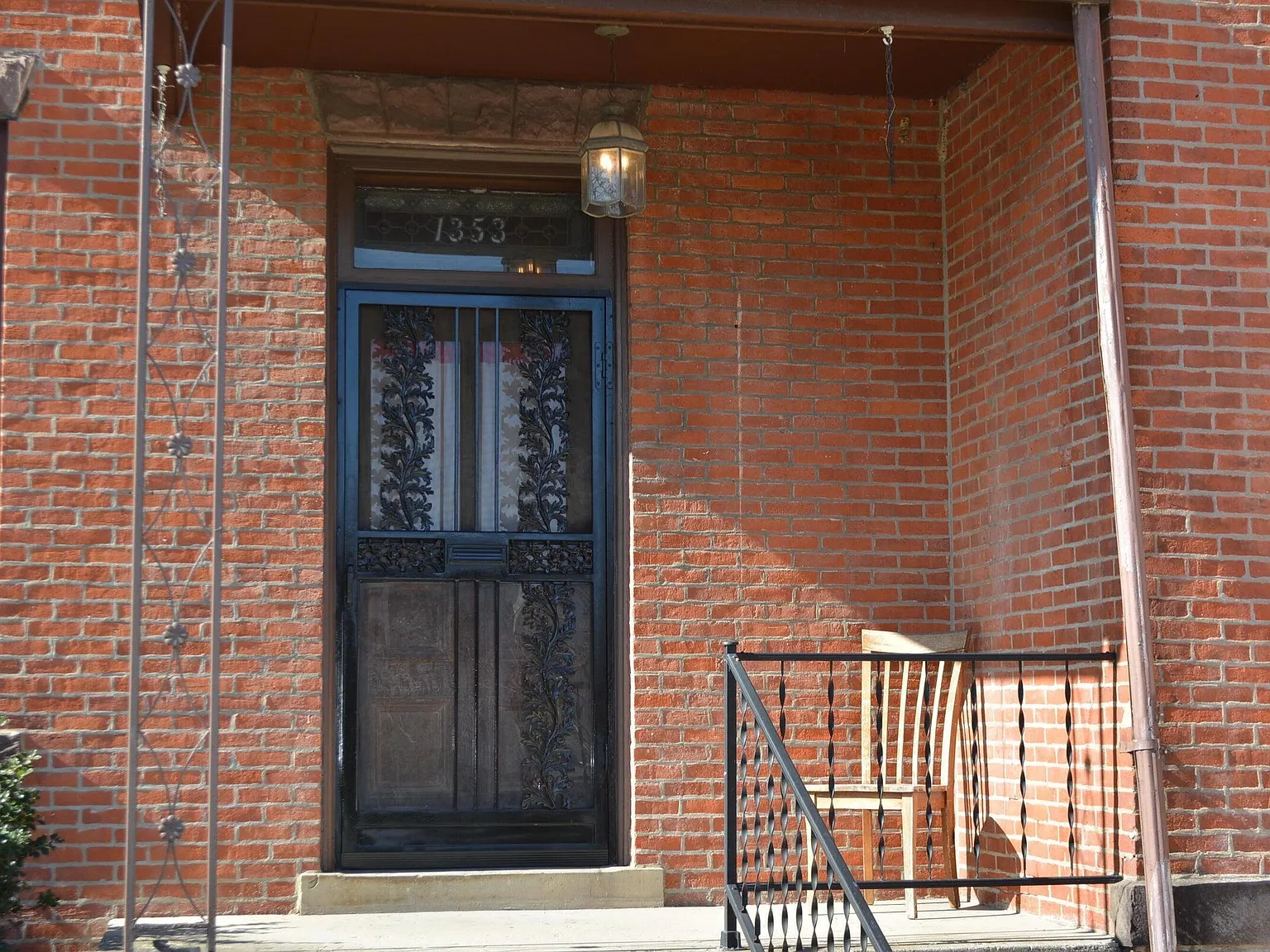 1 bed, 900 sqft, $1,345 — Photo 2