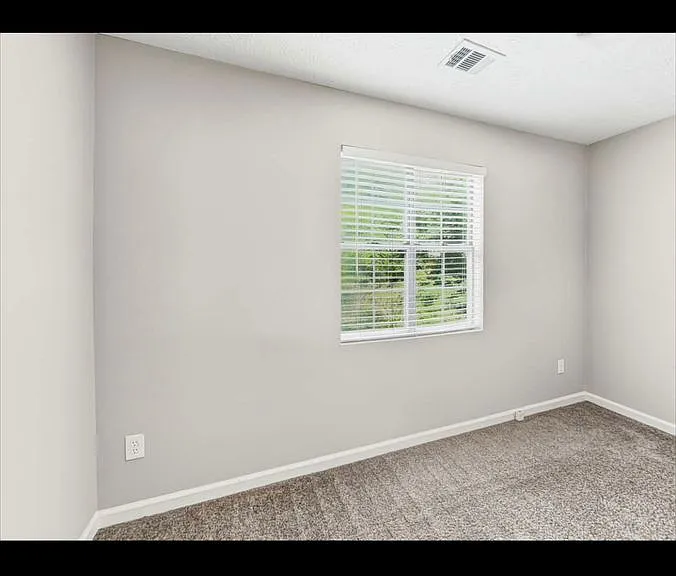 6613 Crossing Creek Point — Photo 7