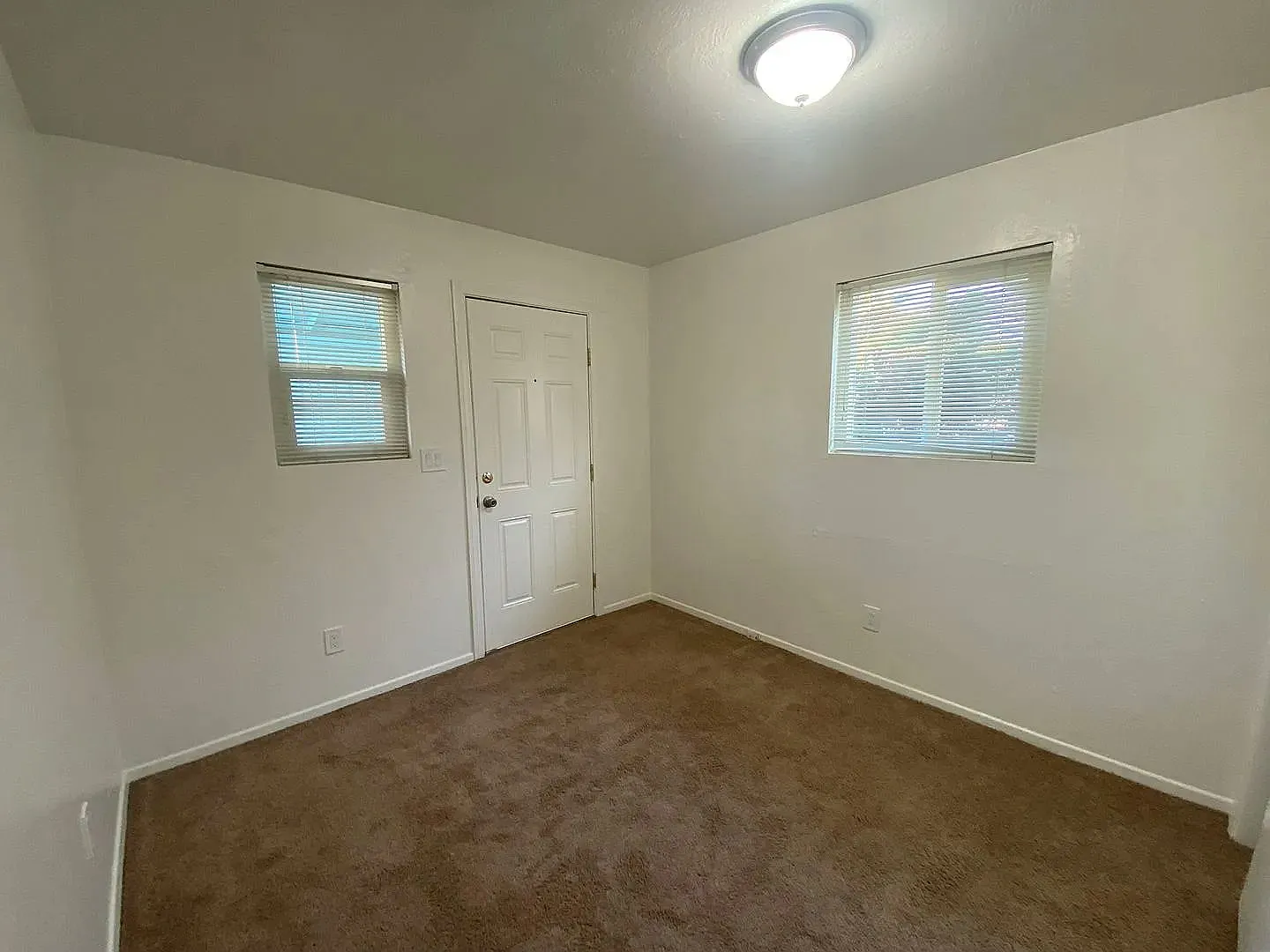 2705 Cedar Avenue — Photo 4