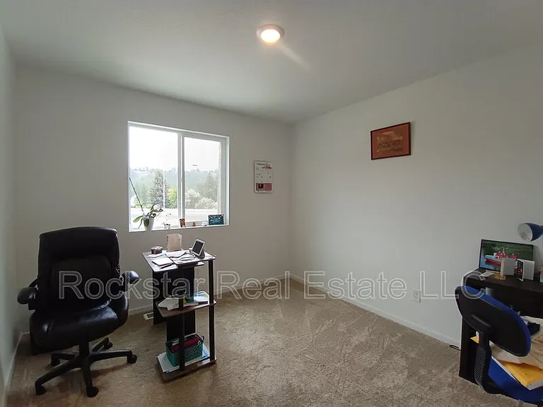 109 W Goldenrod Ave — Photo 24
