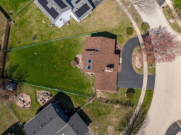 3rd image of 325 Homewood Dr