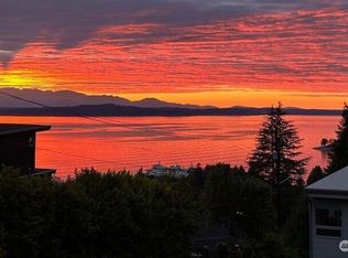 9604 44th Ave SW, Seattle, WA 98136