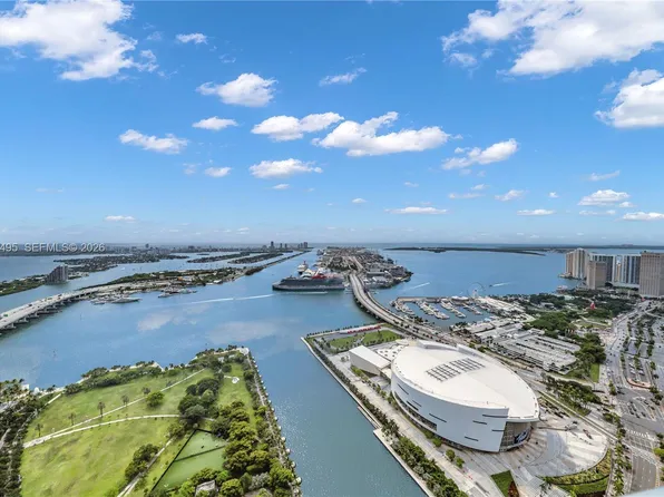 900 Biscayne Blvd #Penthouse 6205, Miami, FL 33132