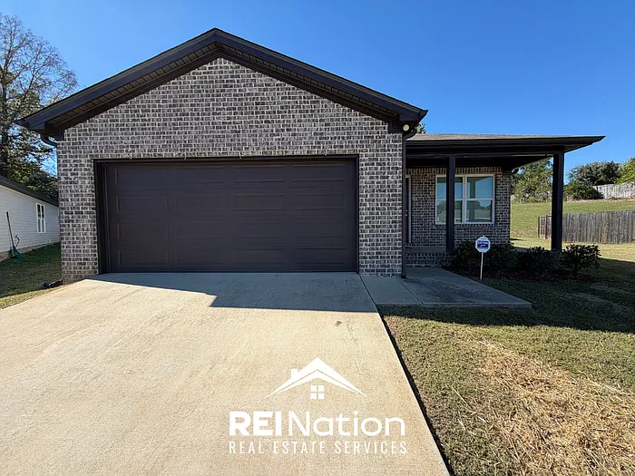 270 Castlebar Cir