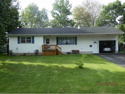 2 Tanner Memorial Dr, Swanton, VT, 05488