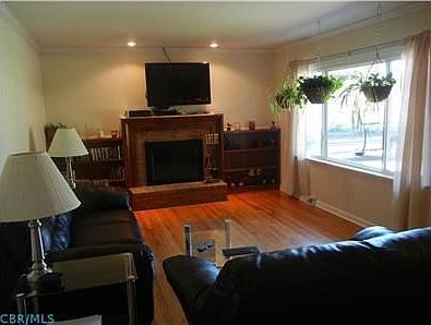 4th image of 394 S Otterbein Ave
