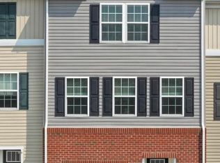 22 Vespucci Ln, Martinsburg, WV 25404