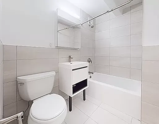 Rented by 346 Realty Group LLC | media 8