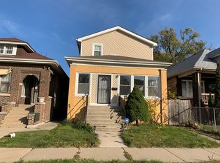 7945 S Ridgeland Ave, Chicago, IL 60617